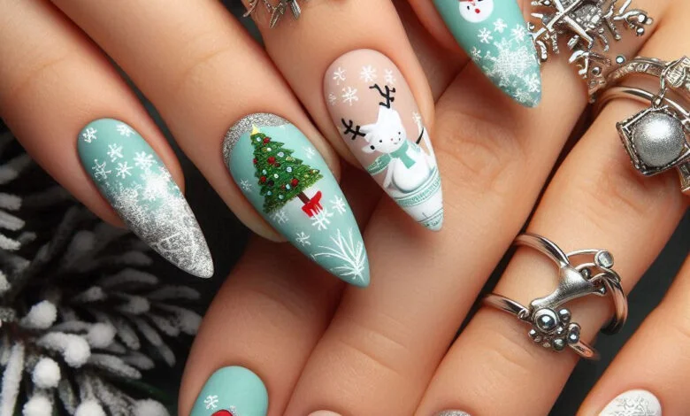 75+ Christmas Nail Art Ideas: Dazzling Holiday Styles